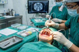 What to Look for During Dental Implant Surgery