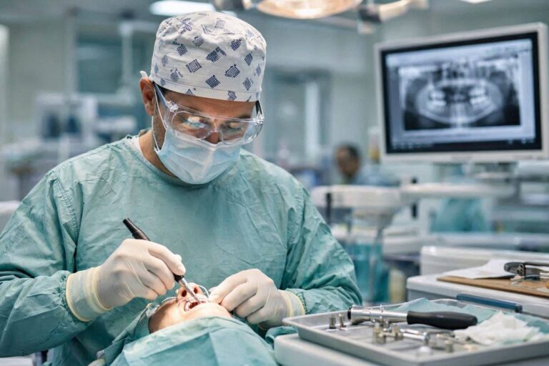 Who Is Best to Place Dental Implants?